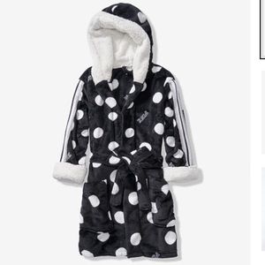 New Victoria’s Secret Pink Sherpa Hoodie Robe Xs s